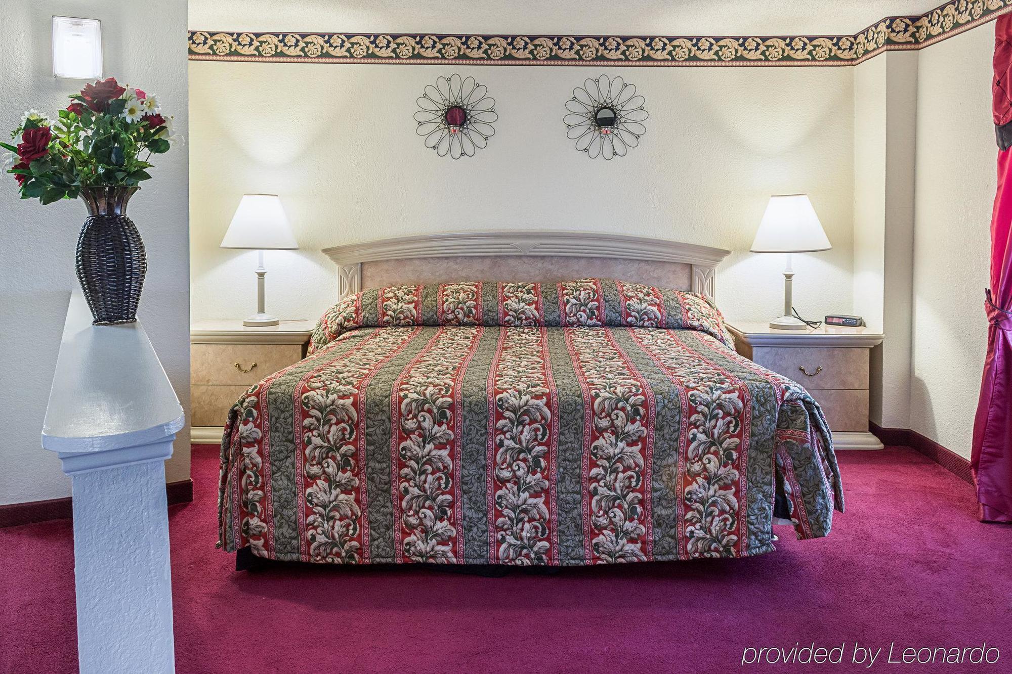 Gateway Inn Templeton エクステリア 写真