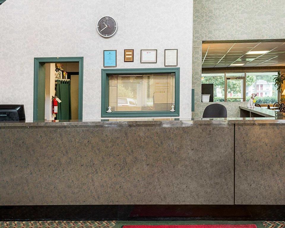Gateway Inn Templeton エクステリア 写真