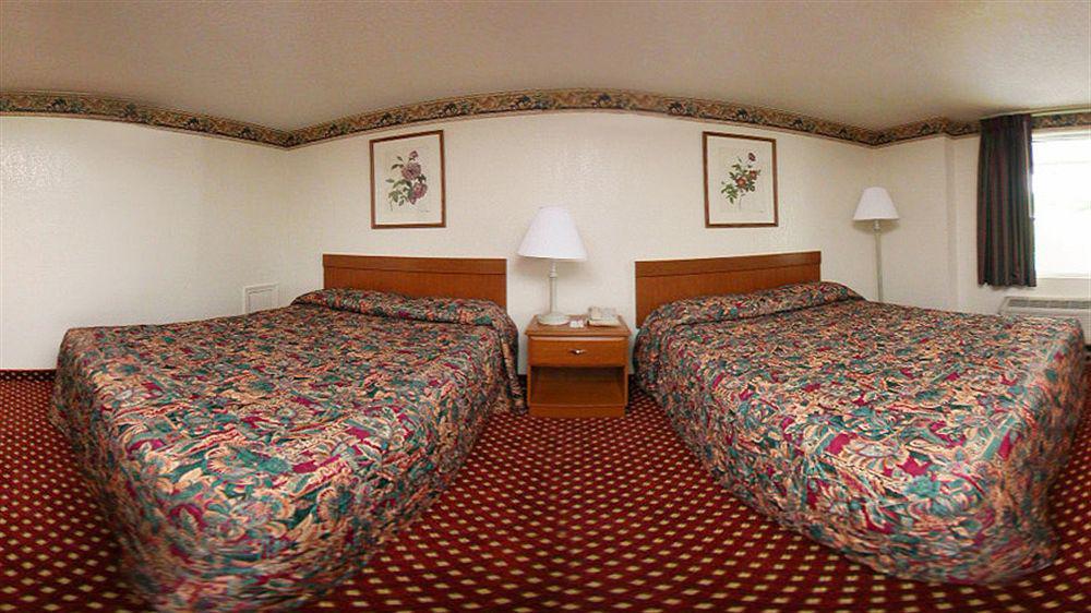 Gateway Inn Templeton エクステリア 写真