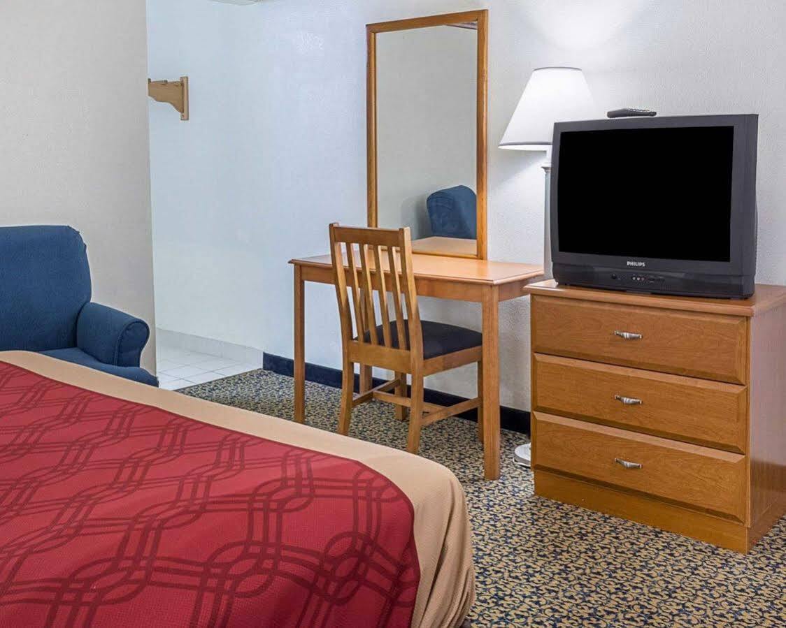 Gateway Inn Templeton エクステリア 写真